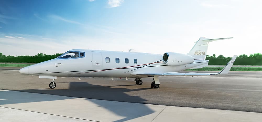 Learjet 55 N655TR