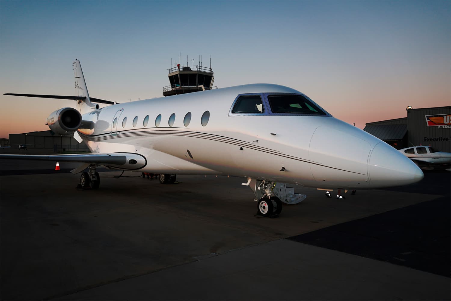 Gulfstream G200 N663SB