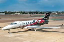 Embraer Phenom 300 N66M