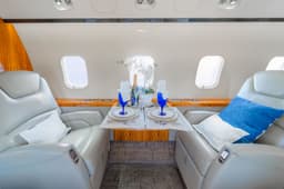 Challenger 300 N670CP