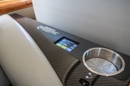 Challenger 300 N670CP
