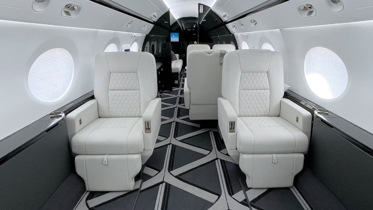 Gulfstream G450 N67JE