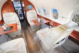Hawker 800XP N684DK