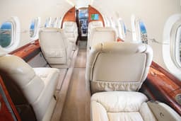 Hawker 800XP N684DK