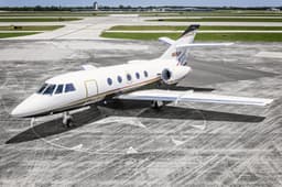 Falcon 20 N68UP