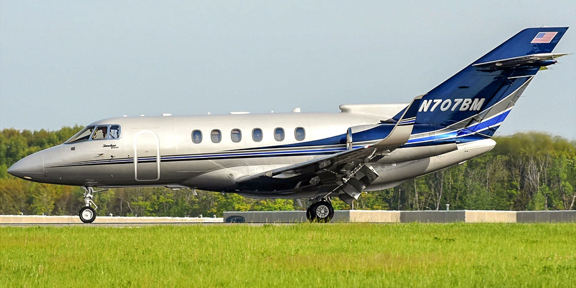 Hawker 800XP N707BM