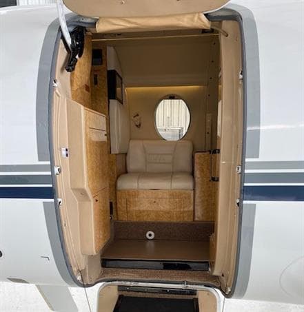 Falcon 100 N707CX
