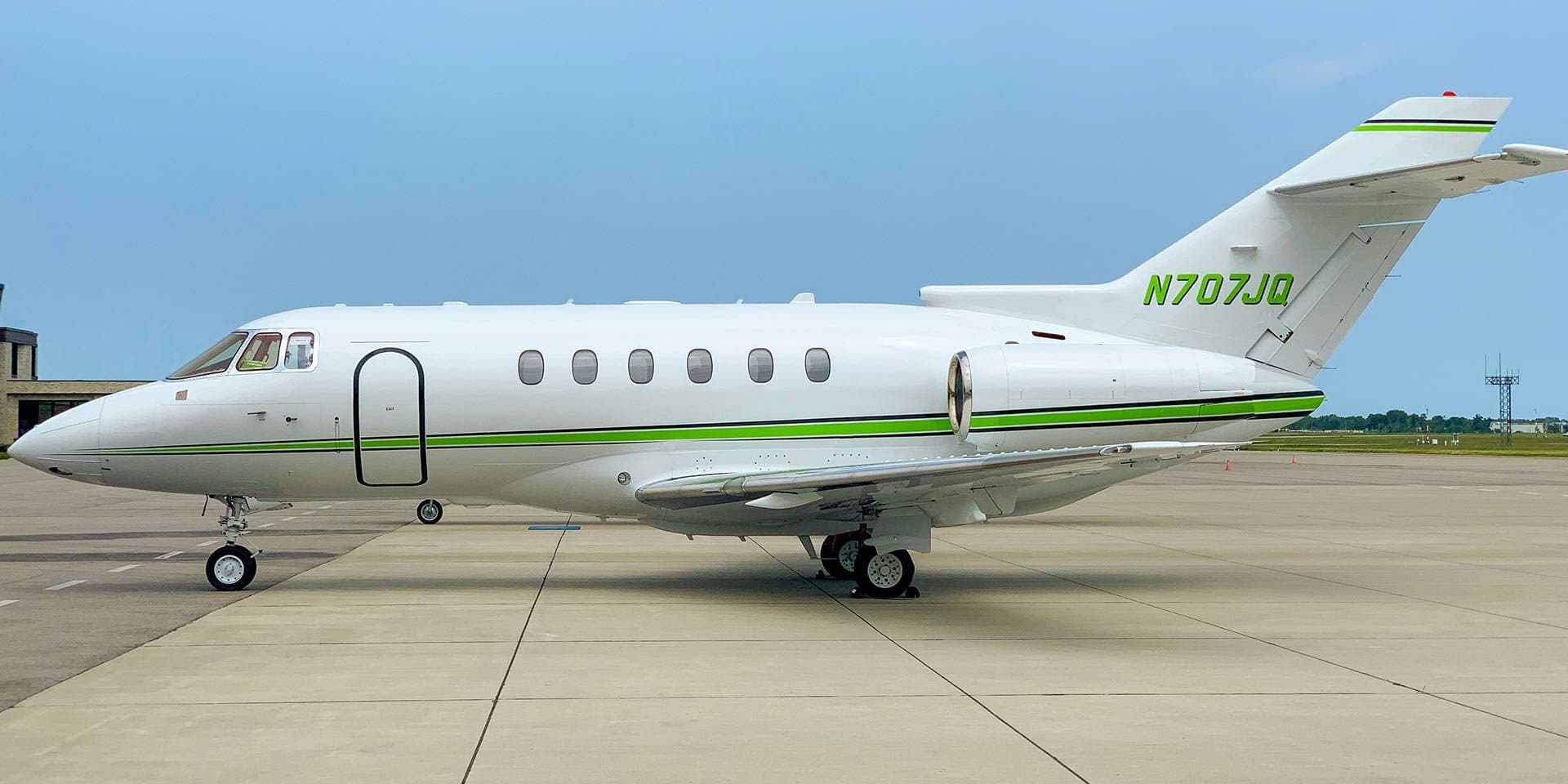 Hawker 800XP N707JQ