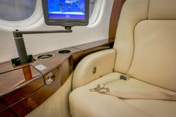 Falcon 2000LX N707MT