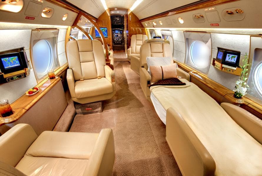 Gulfstream V N709AA