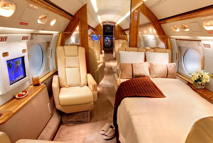 Gulfstream V N709AA