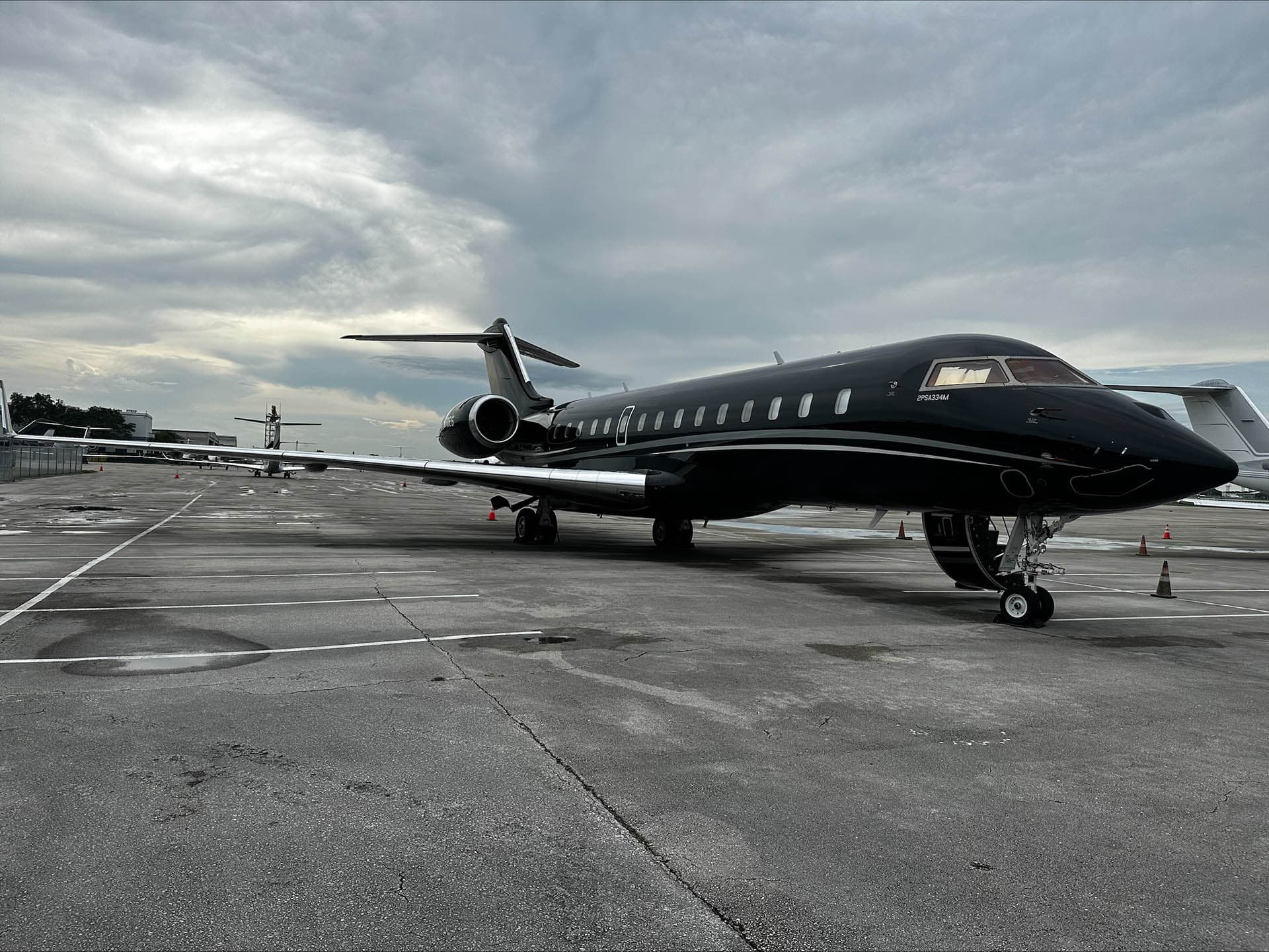 Global Express XRS N70ES