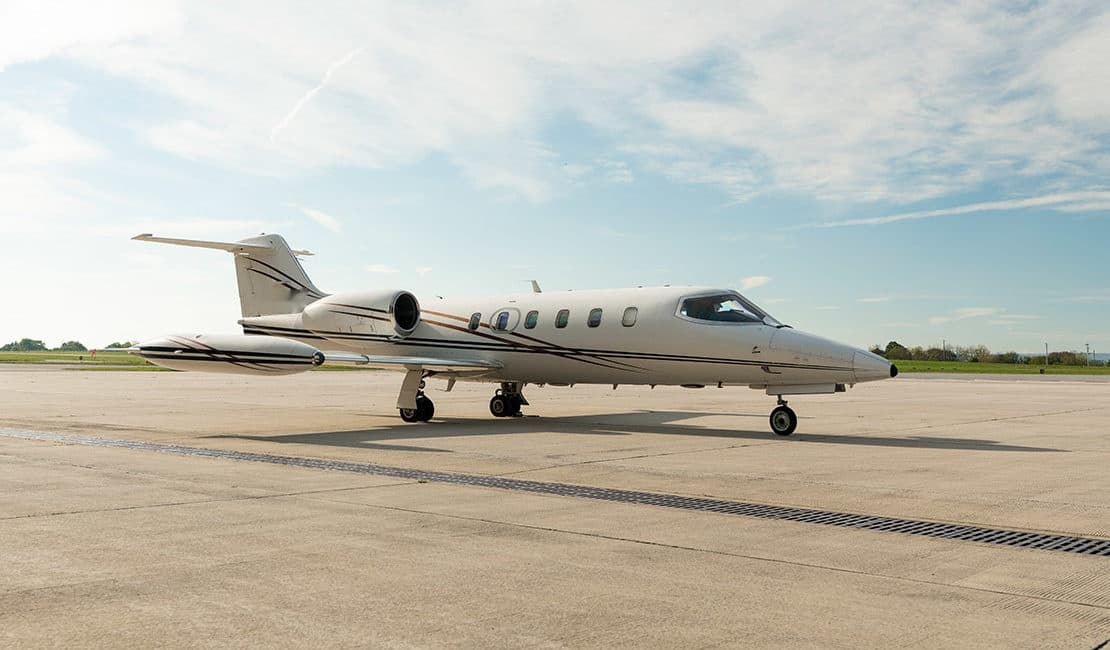 Learjet 35A N711EC