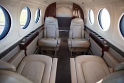 Beechcraft King Air B200 N712RH