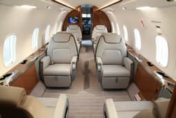 Challenger 350 N714CG