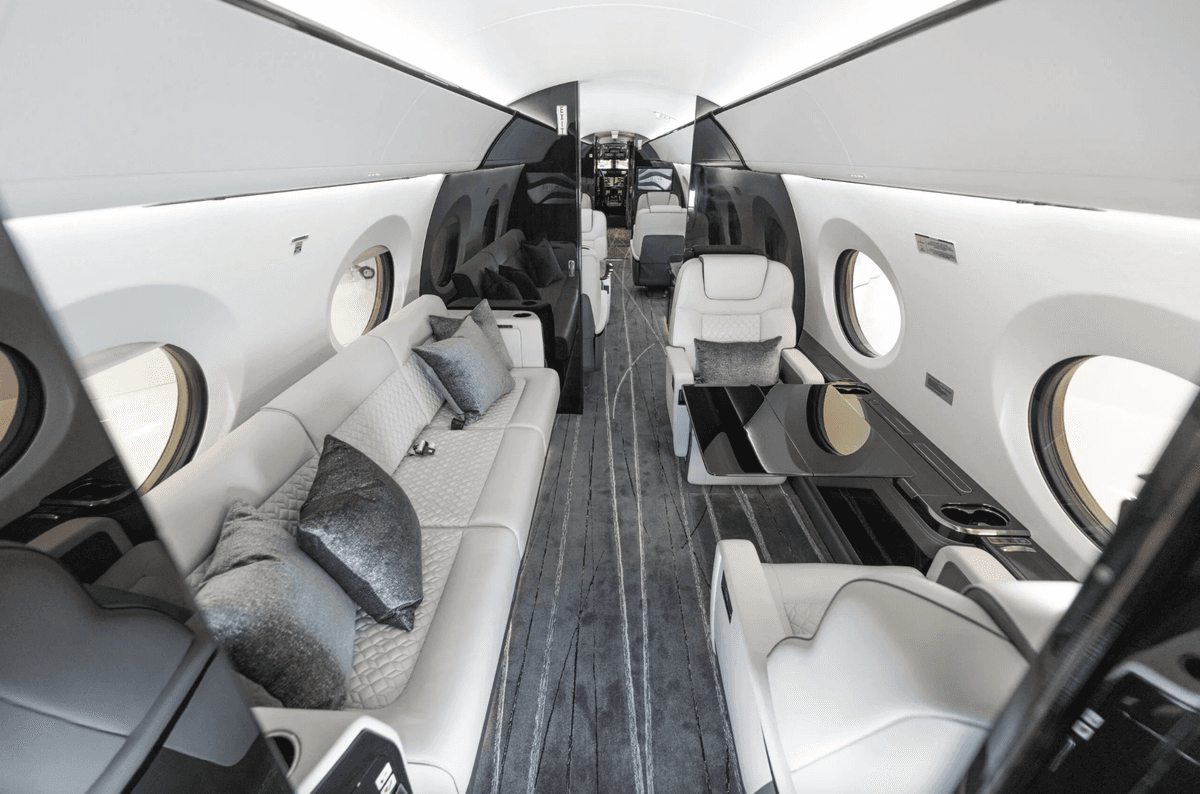Gulfstream GVII-G600 N715VM