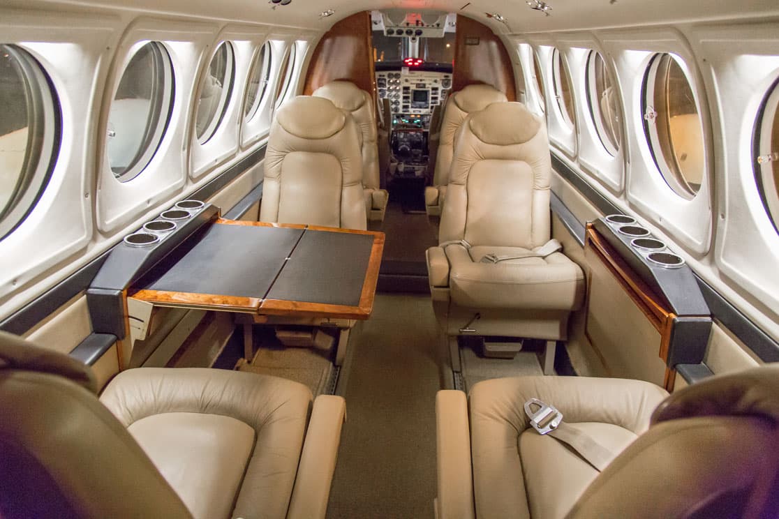 Beechcraft King Air B200 N716AV