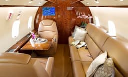 Challenger 300 N716WW
