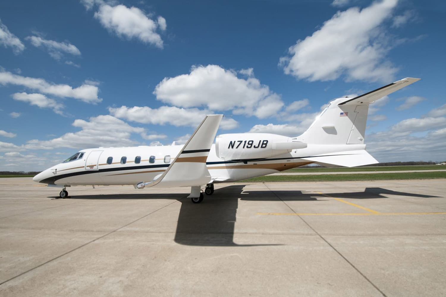 Learjet 60 N719JB