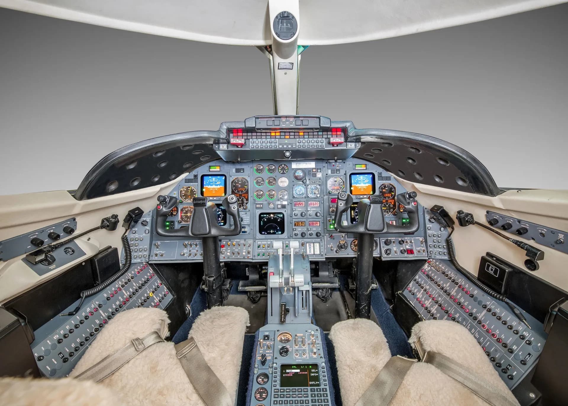 Learjet 31A N71AL