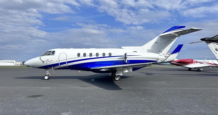 Hawker 900XP N722GR
