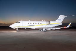 Challenger 300 N723JM