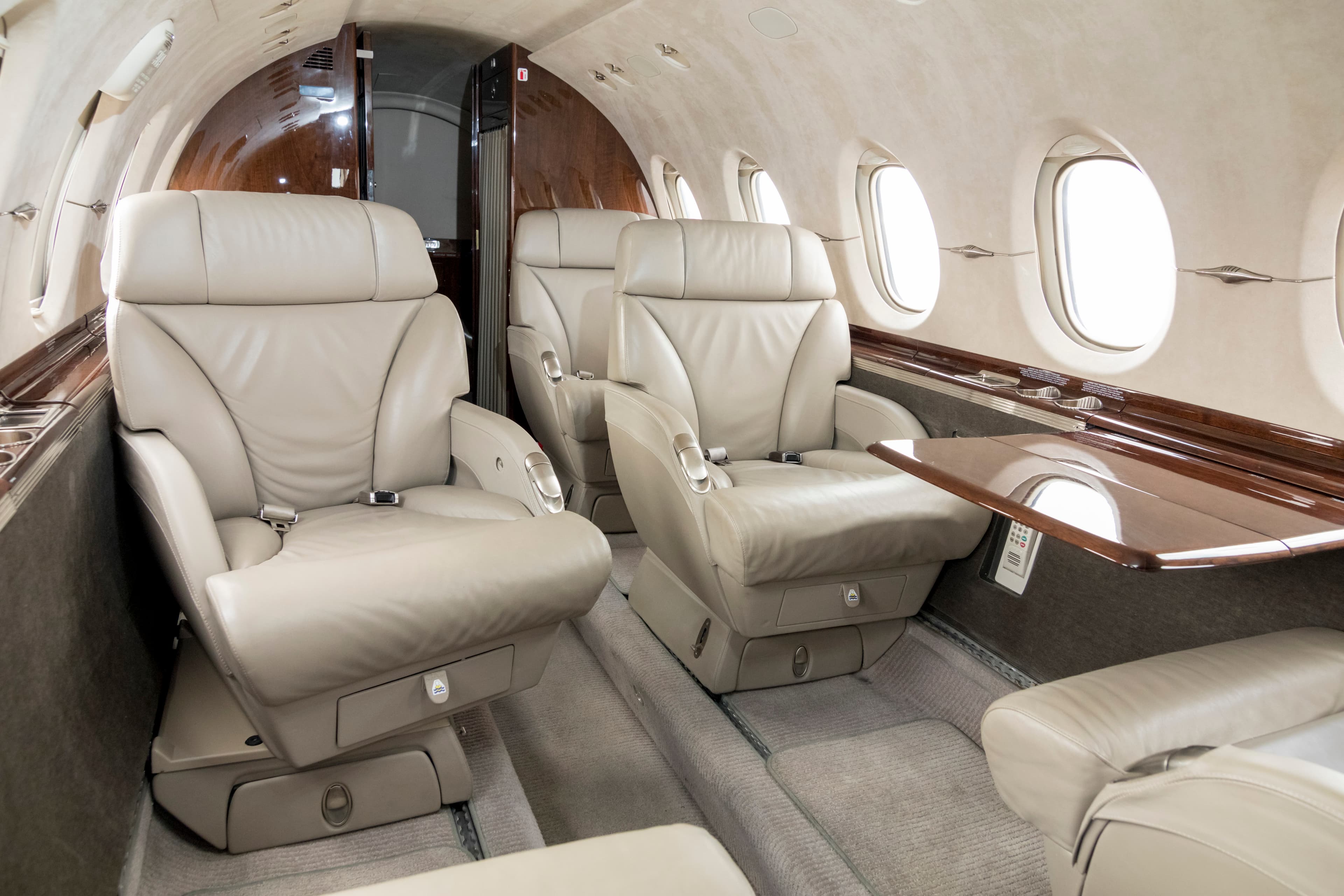 Hawker 800XPi N724JL