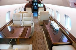 Global 5000 N724MF