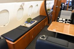 Falcon 2000EX N72Z