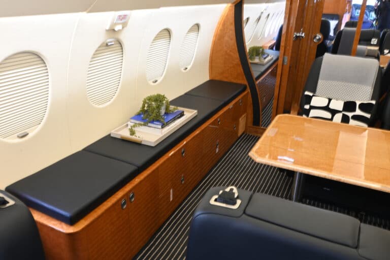 Falcon 2000EX N72Z