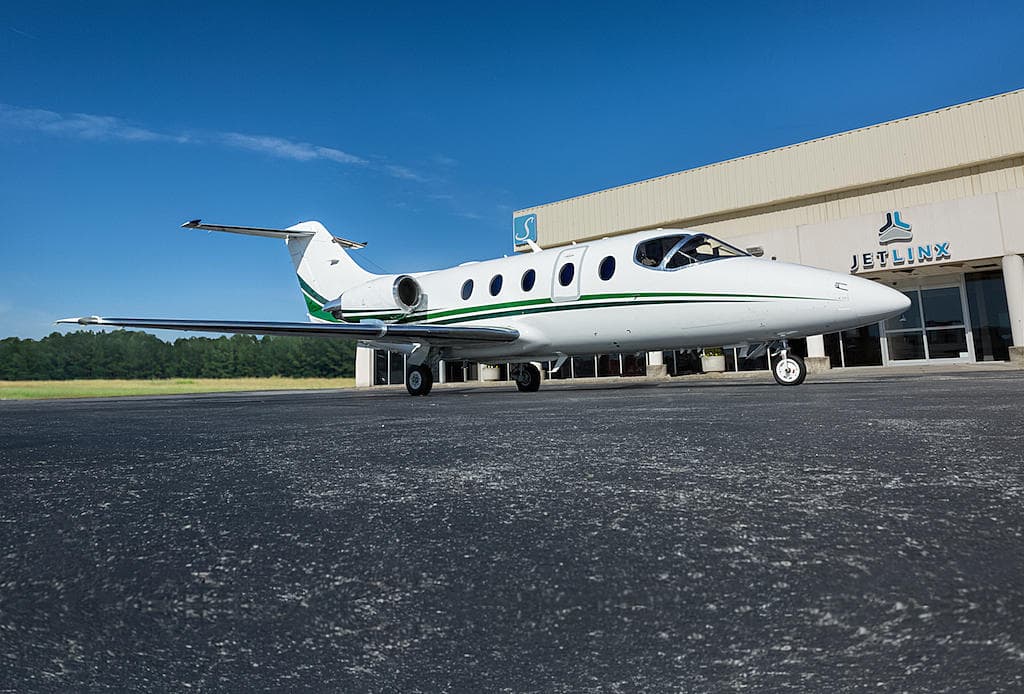 Hawker 400XP N732WB