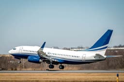 BBJ / Boeing 737-700 N737LE