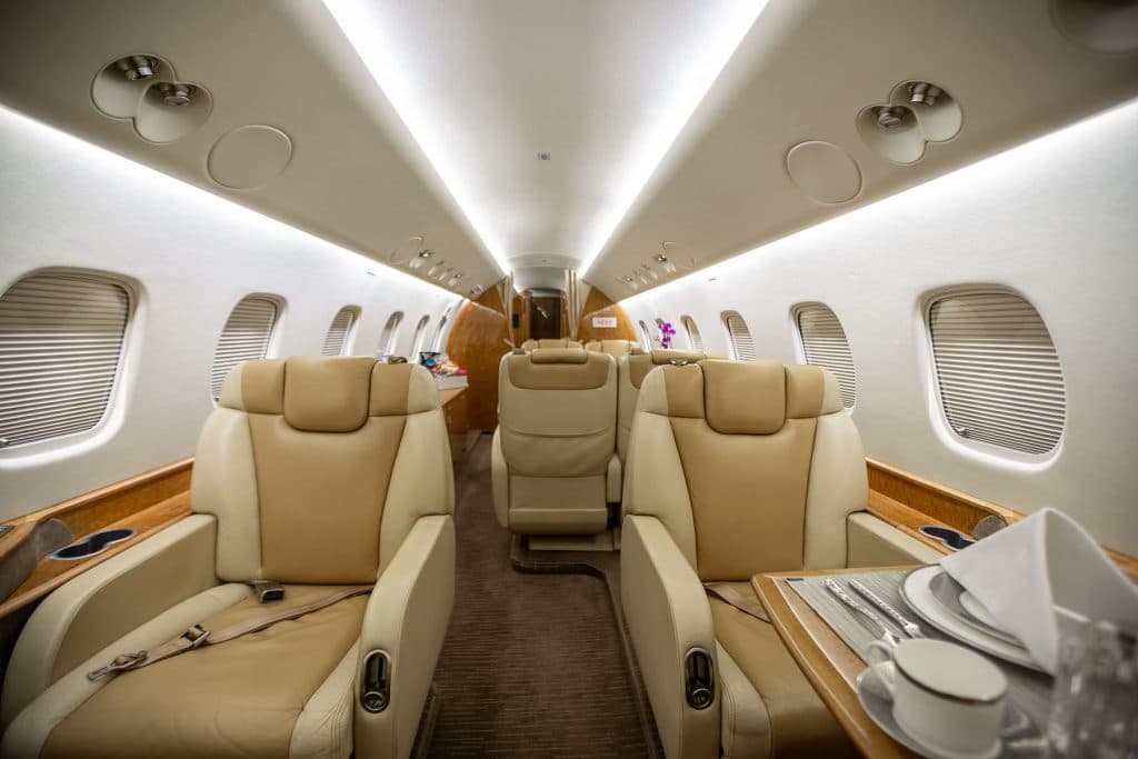 Embraer Legacy 650 N742SP