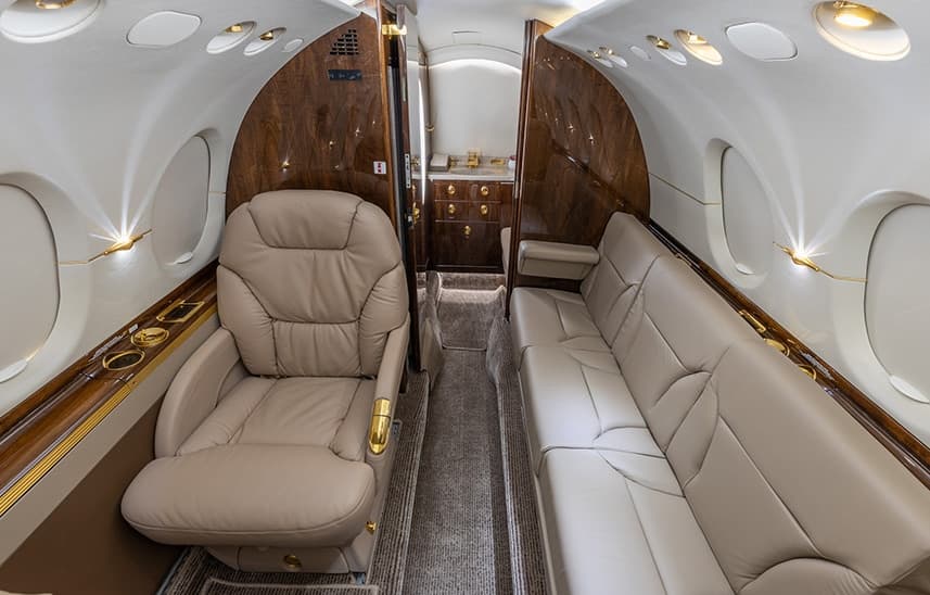 Hawker 800XPi N743WJ
