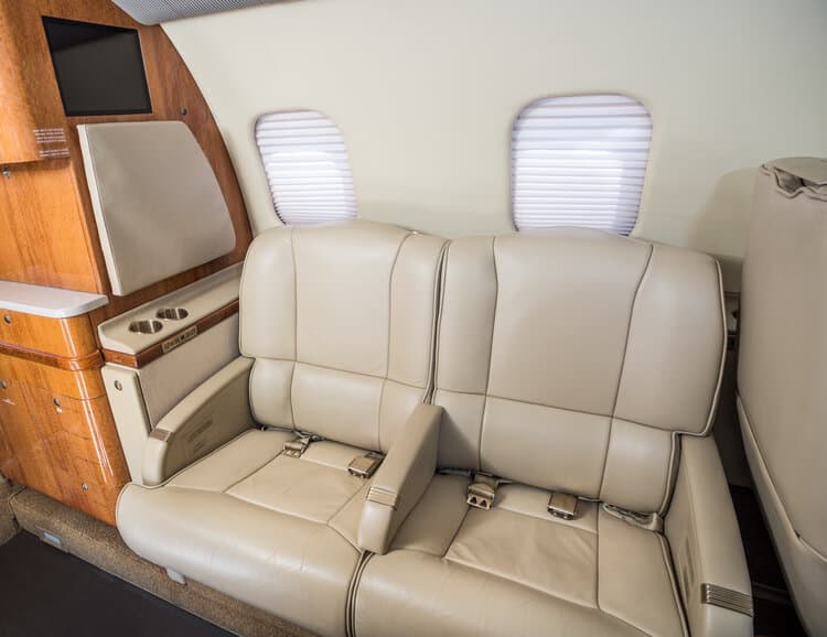 Learjet 60 N744RD