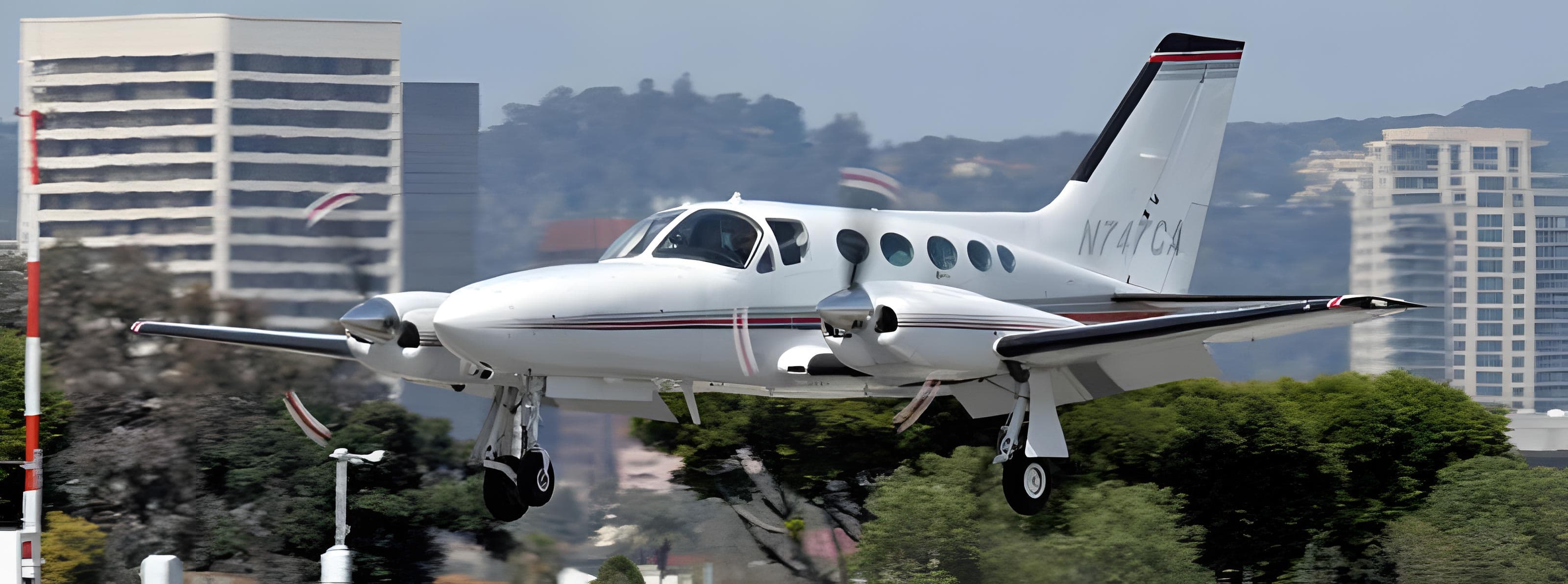 Cessna 421C N747CA