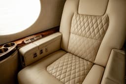 Gulfstream G550 N74VW