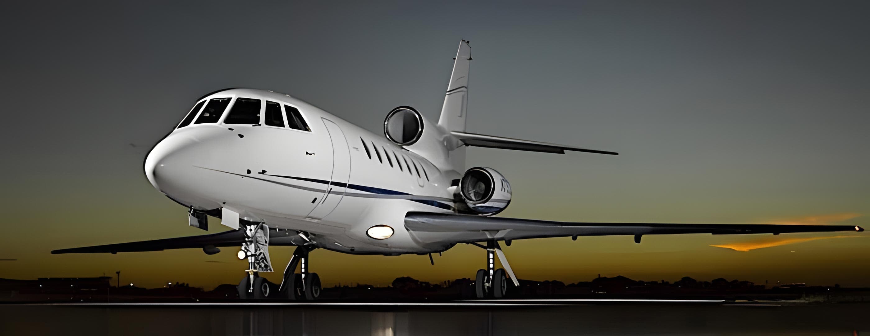 Falcon 50 N752JC