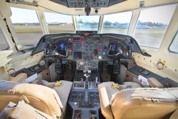 Falcon 20 N760RA