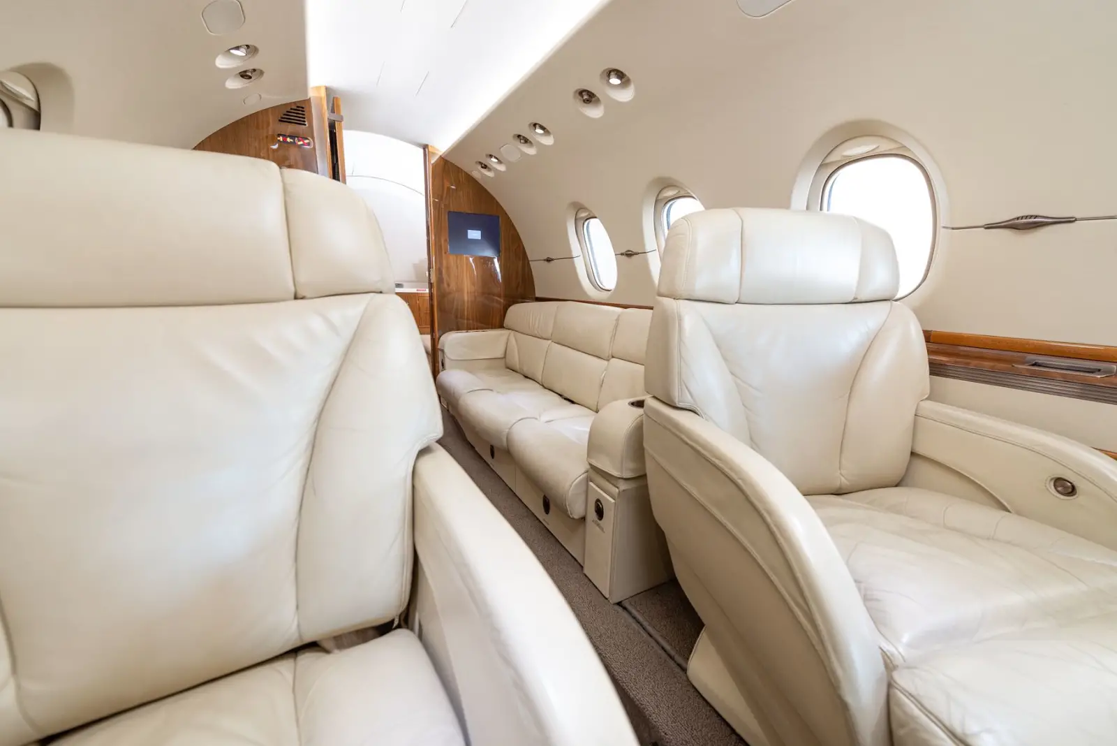Hawker 850XP N761XP