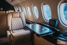 Falcon 2000 N770TM