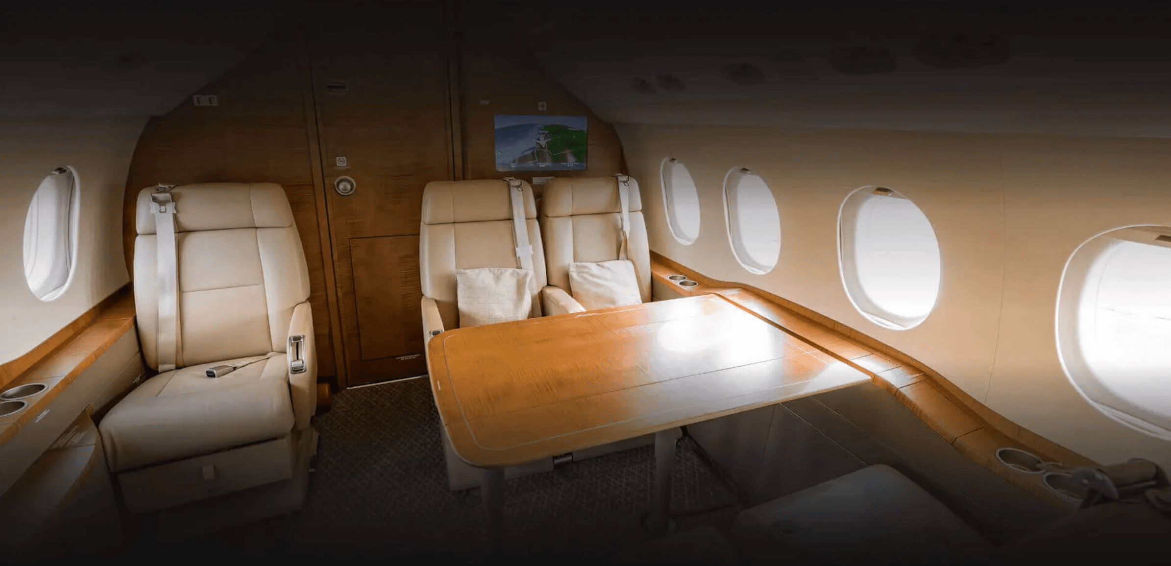 Falcon 2000EX N771HM