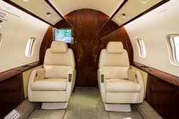 Challenger 300 N776CJ