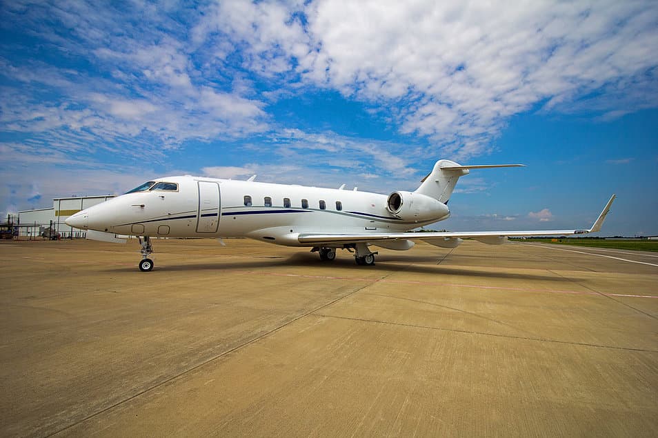 Challenger 300 N776CJ