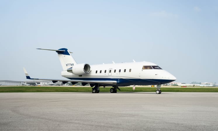 Challenger 604 N777MV