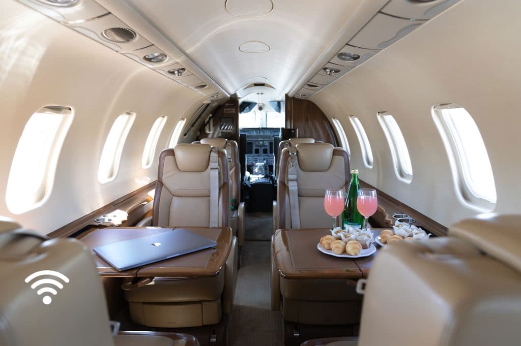 Learjet 45 N777QL