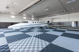 Learjet 45 N777QL