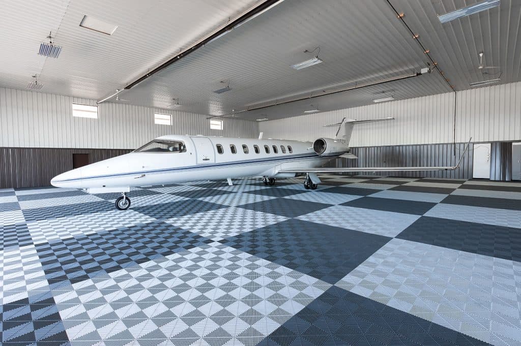 Learjet 45 N777QL