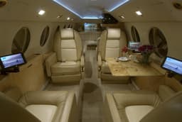 Falcon 50 N777ZL