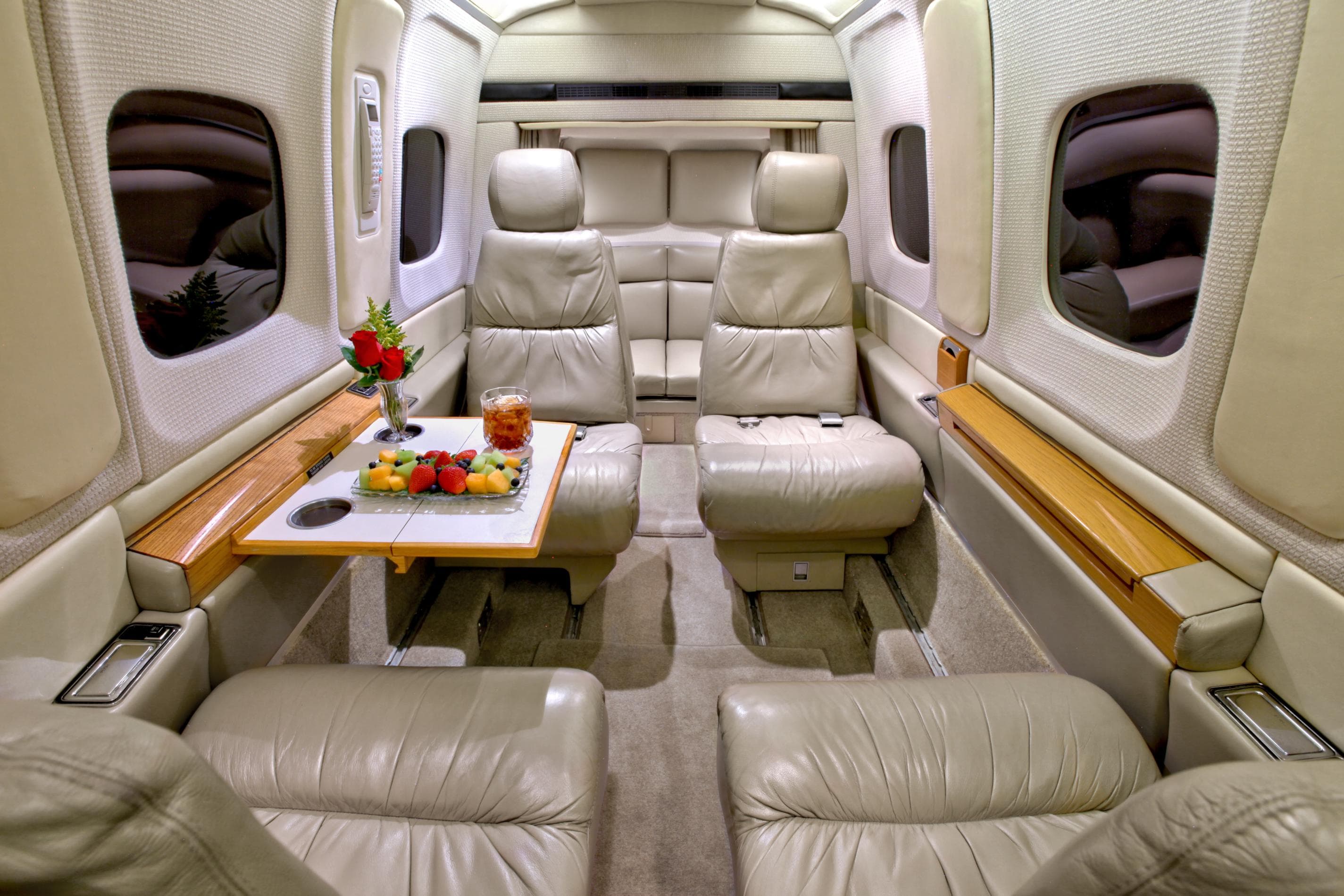 Aero Commander 690 N77HS